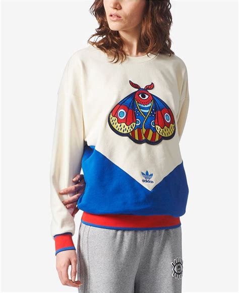 adidas originals embellished arts butterfly embroidery vertaa